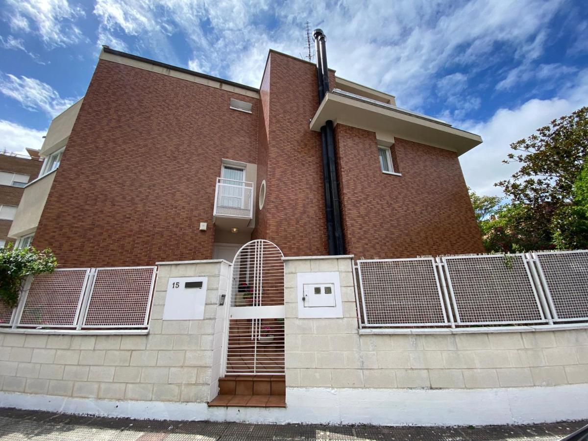 Casa Chalet Jardin Particular Ideal Grupos Y Familias Baranain Exterior foto